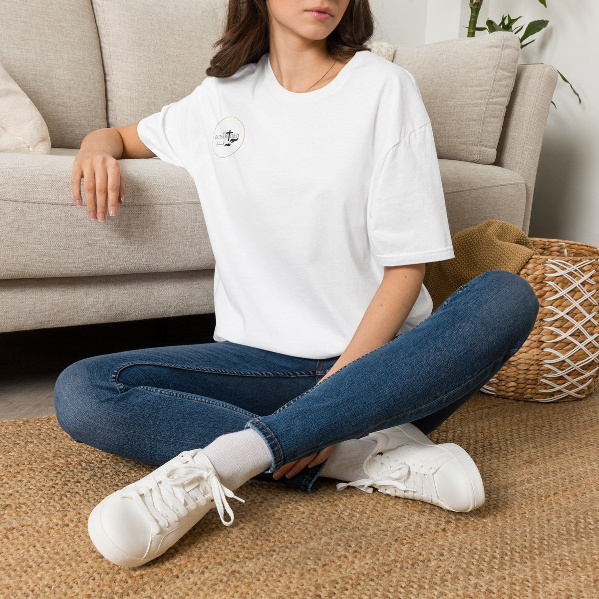 UMT7 T-shirt — Dress to educate — English